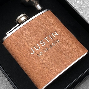 Wood Flask, Wooden Flask, Personalized Flask, Engraved Flask, Groomsmen Flask, Groomsman Gift Flask, Groomsmen Flask Set, Black Flask Set