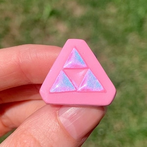 Legend of Zelda triforce-pin, polymeerklei ocarina of time roze sieraden, handgemaakt Nintendo-pareldecor, meisjesaccessoires videogamer
