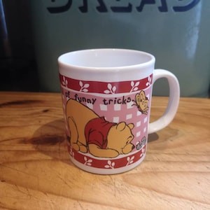 Vintage collectable Winnie The Pooh Mug Beaker. Novelty Ceramic Mug. Winnie the Pooh Memorabilia.