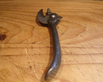 Antique Steel Tin Opener. Antique / Vintage Kitchen Utensils. Kitchen decor.