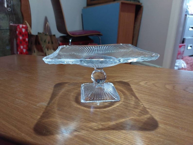 Vintage Art Deco pressed glass Cake Stand / Centrepiece. Pedestal geometric glass cake stand / Bon Bon platter. image 3