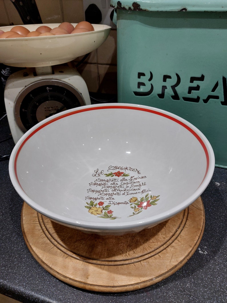 Vintage Ceramic Italian Spaghetti bowl made by La Primula. Vintage Pasta bowl. Italian ceramic pasta serving dish. image 4