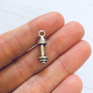 1 Silver Dumbbell Charm / Weight / Barbell / Dumbell Gym / Bodybuilding / Fitness / Charm / Pendant / Jewelry / Metal / Antique Silver