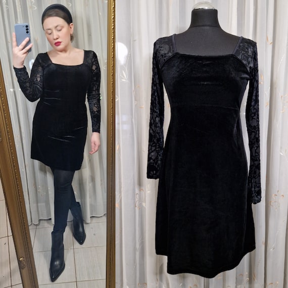 90's Vintage Stretchy Black Velvet Dress witj Flo… - image 1