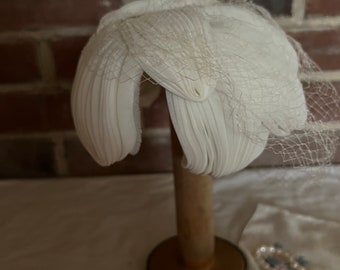 Union Made White Petal Hat with Veil