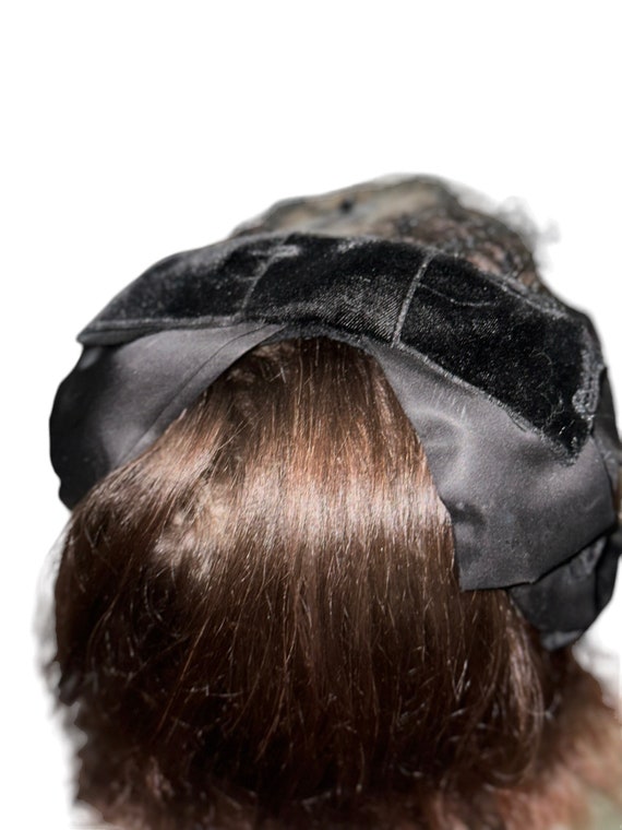 Vintage Black Satin and Velvet Fascinator Hat Mad… - image 1