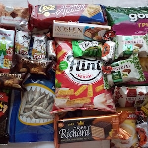 800g, Box of Ukrainian snacks, a gift from traditional Ukrainian treats, Ukrainian sweets