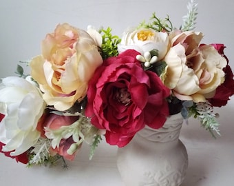 Corona de flores rojas: gran corona bohemia para boda