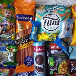 800g, Box of Ukrainian snacks, a gift from traditional Ukrainian treats, Ukrainian sweets