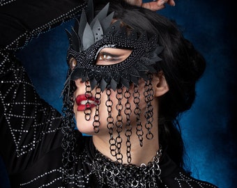 Masque fétiche avec chaîne, masque de mascarade en chaîne noire, masque de corbeau