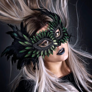 Green Masquerade Black Bird Feather Mask