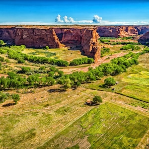 Canyon de Chelly National Monument, Arizona | Photograph | Chinle, Arizona | west, butte, desert, landscape, rock, four corners, ridge