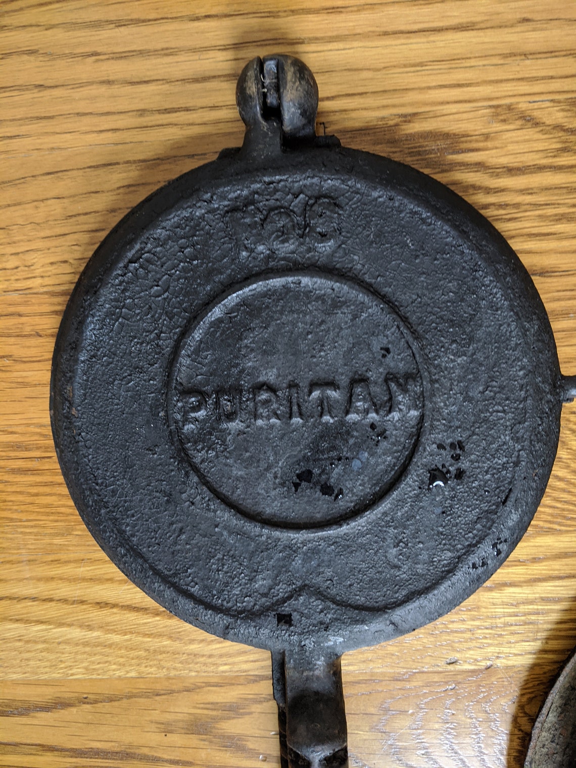 Vintage American Griswold No.8 Cast Iron Waffle Maker Etsy