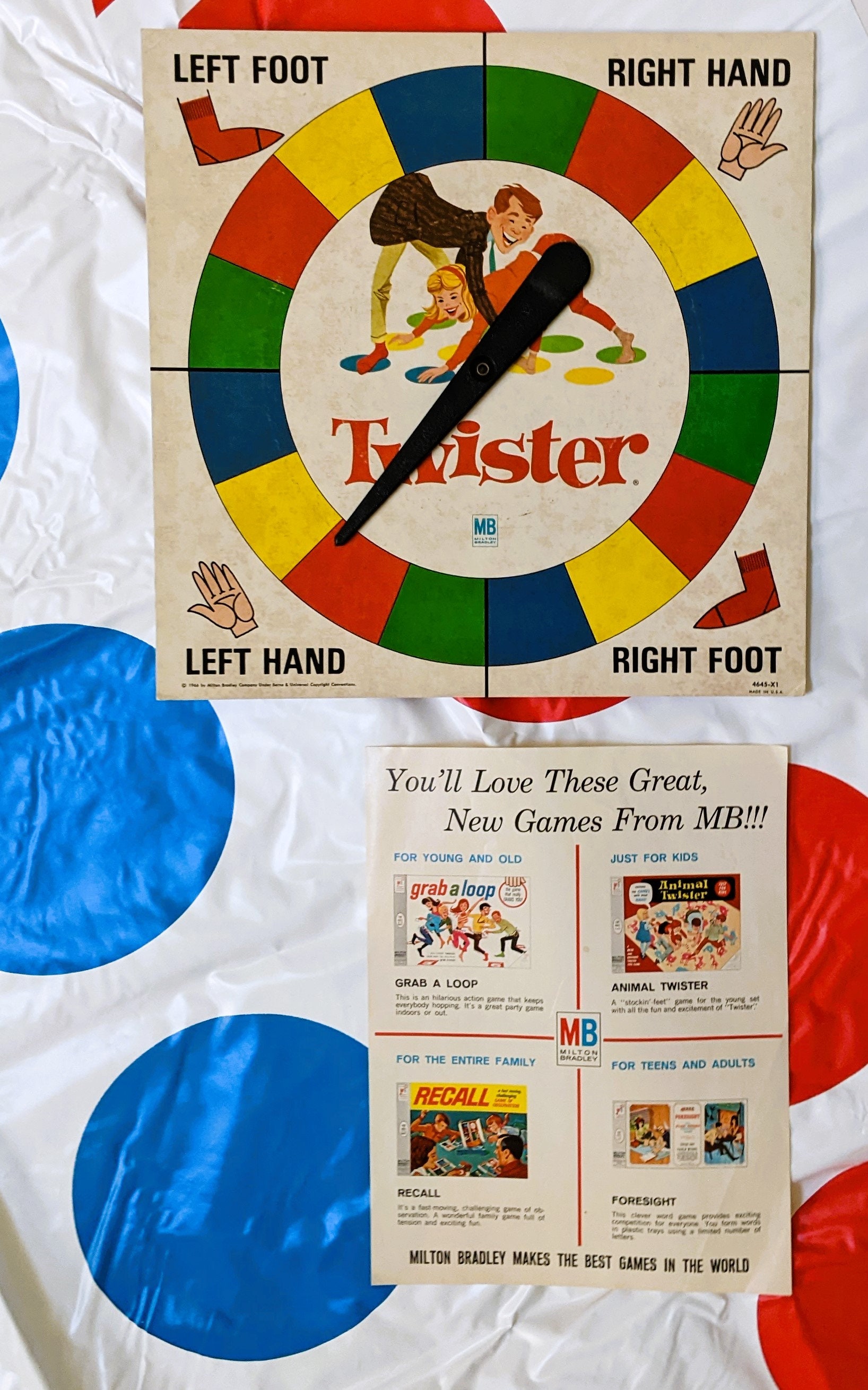 Twister Board Game, image size:1636x2619