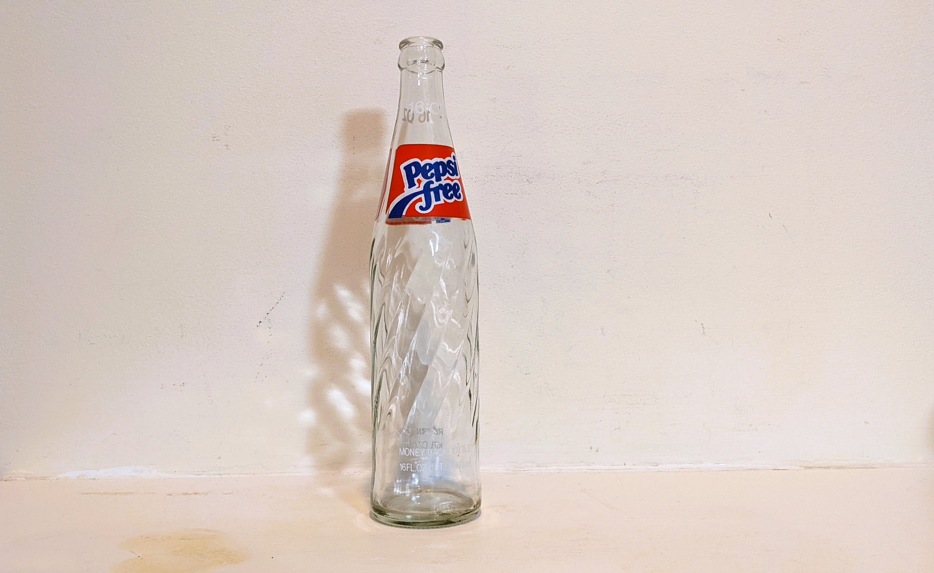 Vintage Pepsi Cola Glass Bottle One Pint Swirl 16 oz Soda Pop Collectible  Twist