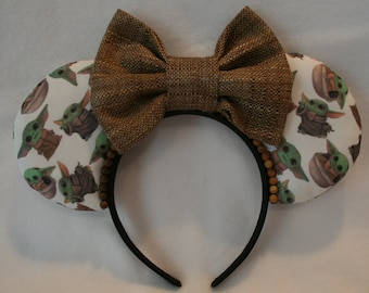 Mouse ears with rustic bow
