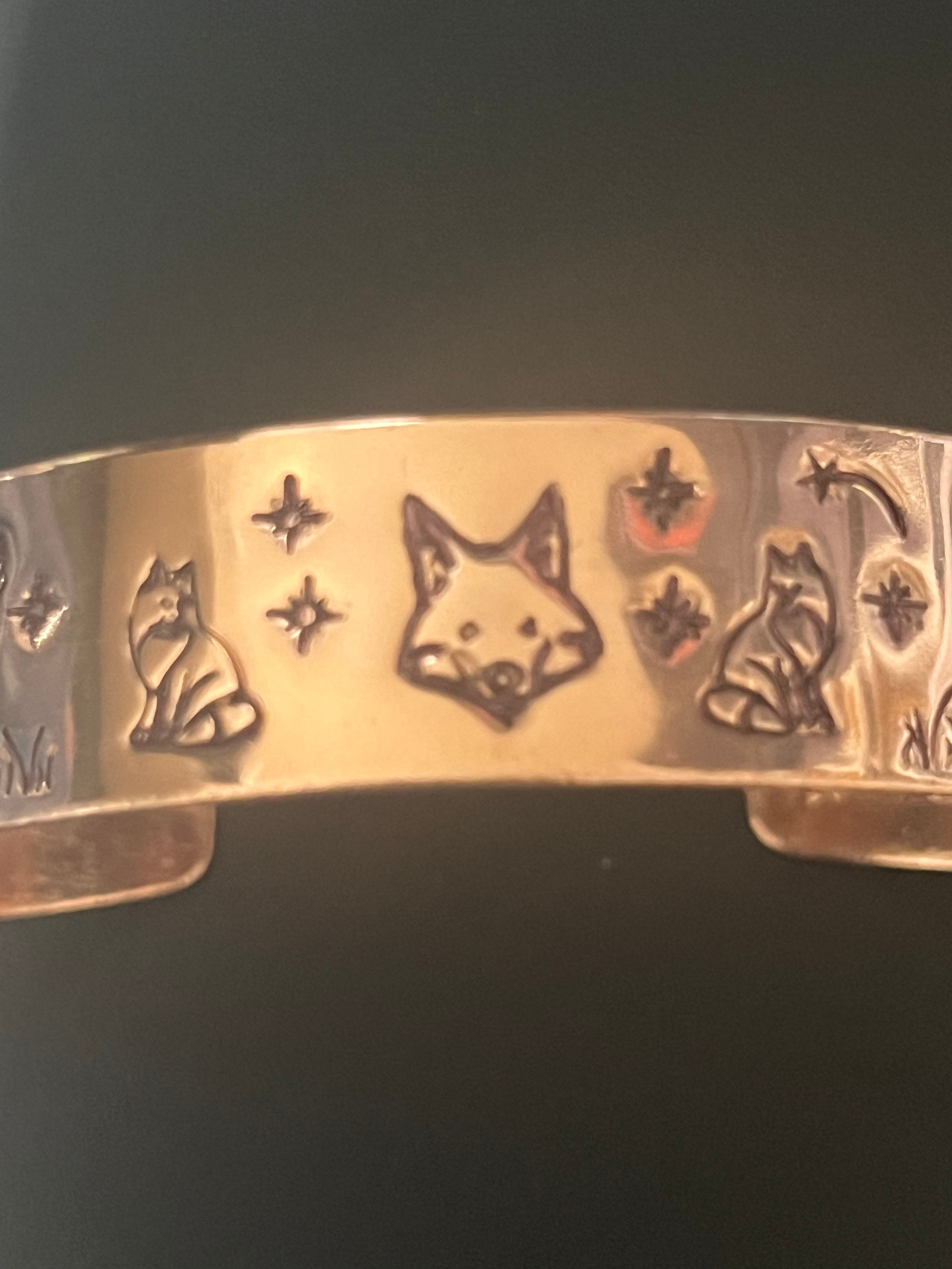 FOX Head and Fox-Owls-Wolfs on Sides Hand Crafted Solid Copper Bracelet -Stars & Shooting Stars 