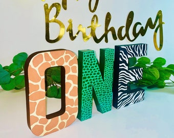 Safari Animal One Birthday Party Sign, Jungle Animal Party Decorations, Freestanding One Cake Smash Prop, Wild One Table Decor