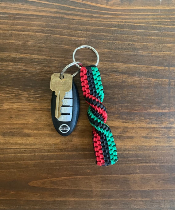 4-string Rasta Brick/twist Paracord Keychain Rasta Gifts Rasta Accessories  Rasta Keychains Rasta Paracord Stocking Stuffers 