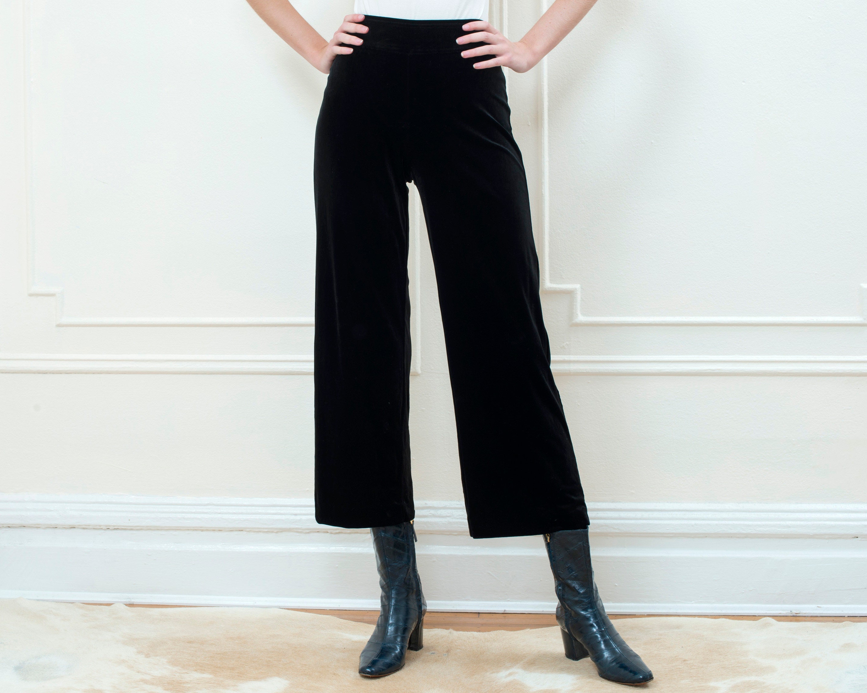 90s Black Minimalist Velvet Pants Small 