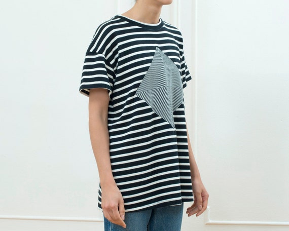 80s navy striped breton tshirt | optical illusion… - image 3