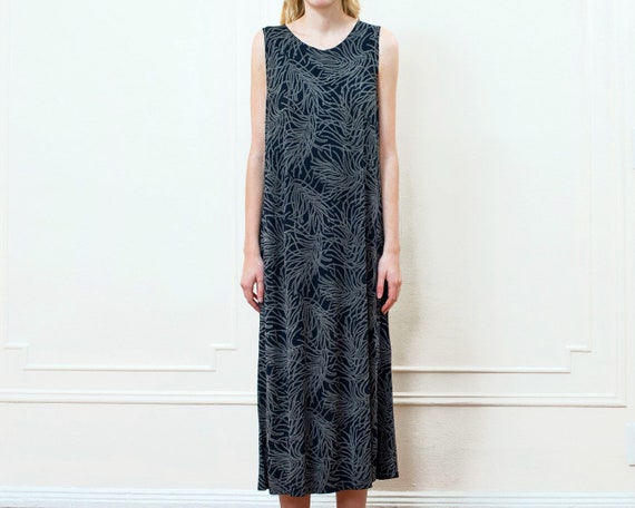 black floral slip dress medium | black white maxi