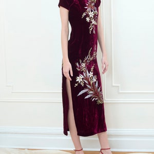 80s burgundy velvet cheongsam dress floral chinese sheath dress purple high neck evening dress image 3