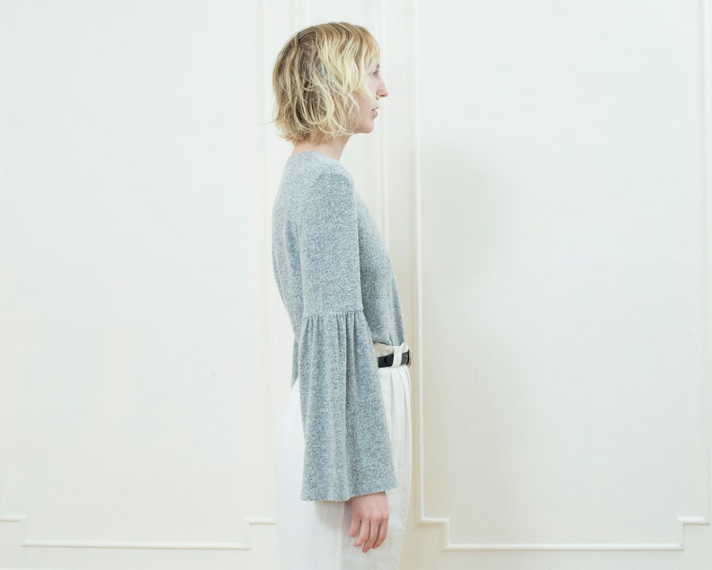 90s gray bell sleeve sweater medium minimal light dove gray gathered sleeve melange sweater crewneck big sleeve minimalist sweater