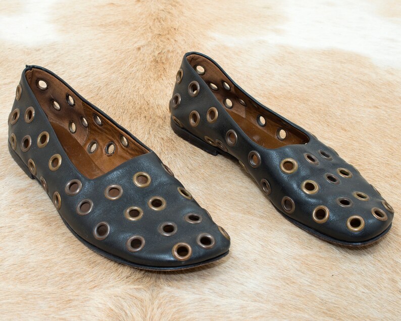 flat studded minimalist flat shoes round toe ballet flats minimal grunge rocker flats 90s black leather grommeted ballet flats 8.5