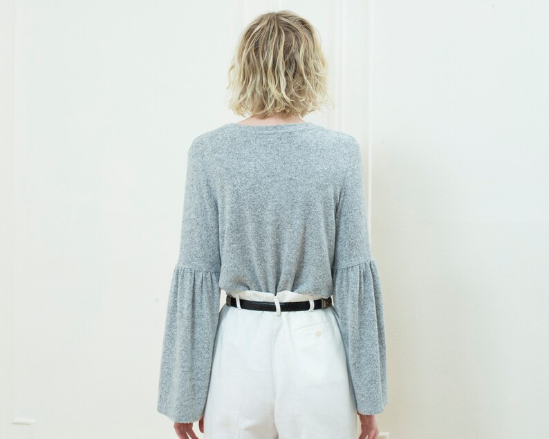90s gray bell sleeve sweater medium minimal light dove gray gathered sleeve melange sweater crewneck big sleeve minimalist sweater