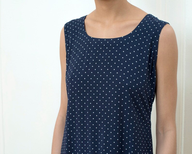 navy spot print dress navy polka dot midi dress medium 90s 1990s blue polka dot slip dress navy white spotted sundress