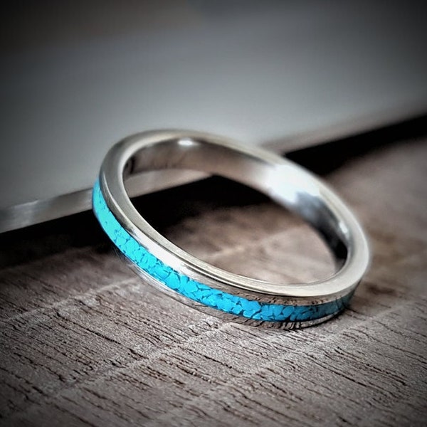 Türkis Ring, Titan Türkis Verlobungsring, Moderner Blauer Türkis Schmuck, Schlankes Türkis Ring, stapelbarer minimalistischer flacher Stein