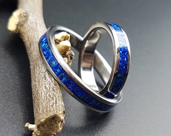 Titanium rings set, titanium wedding ring set with inlaid azurite and malachite minerals, wedding rings for men and women, wedding ring set