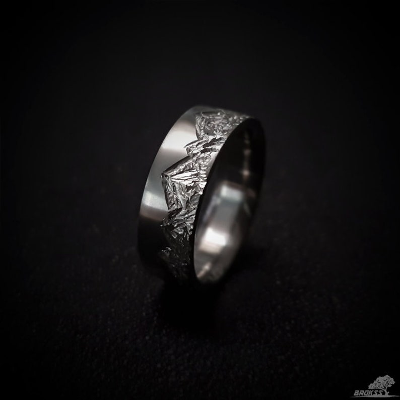 Mountain Range Ring - Titanium, Mens Wedding Ring, Womens Wedding Ring, Comfort Fit image 3
