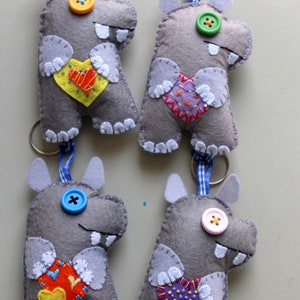Hippopotamus Keychain Key ring hippo Handmade wild hippo Gift idea Felt key chain Bag charm Party favours Patchyz