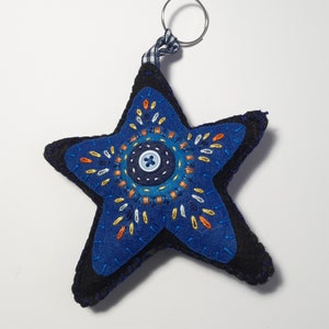 Porte-clés étoiles Porte-clés étoiles fait main Etoile cousue main Bijou de sac Idée cadeau à collectionner Patchyz