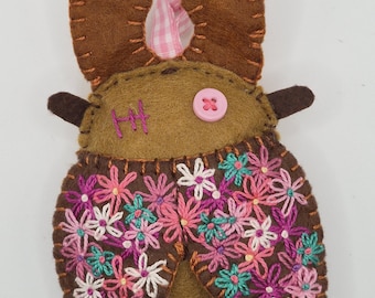Handmade Felt Flower Bugs Keychain: Bug Insect Beetle Bag Charm