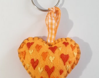 Handmade Felt Heart Keychain: Valentine's Gift, Party Favor