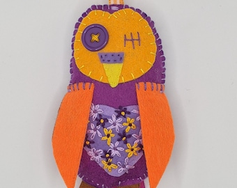 Handmade Felt Owl Keychain: Colorful Stitched Bird Charm