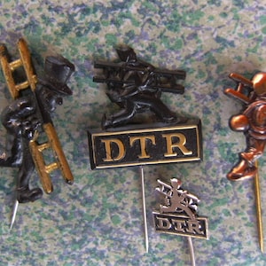 Chimney man - Vintage pin badges - Lot of 4