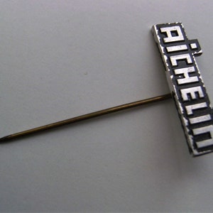 AICHELIN Machines company - Vintage pin badge