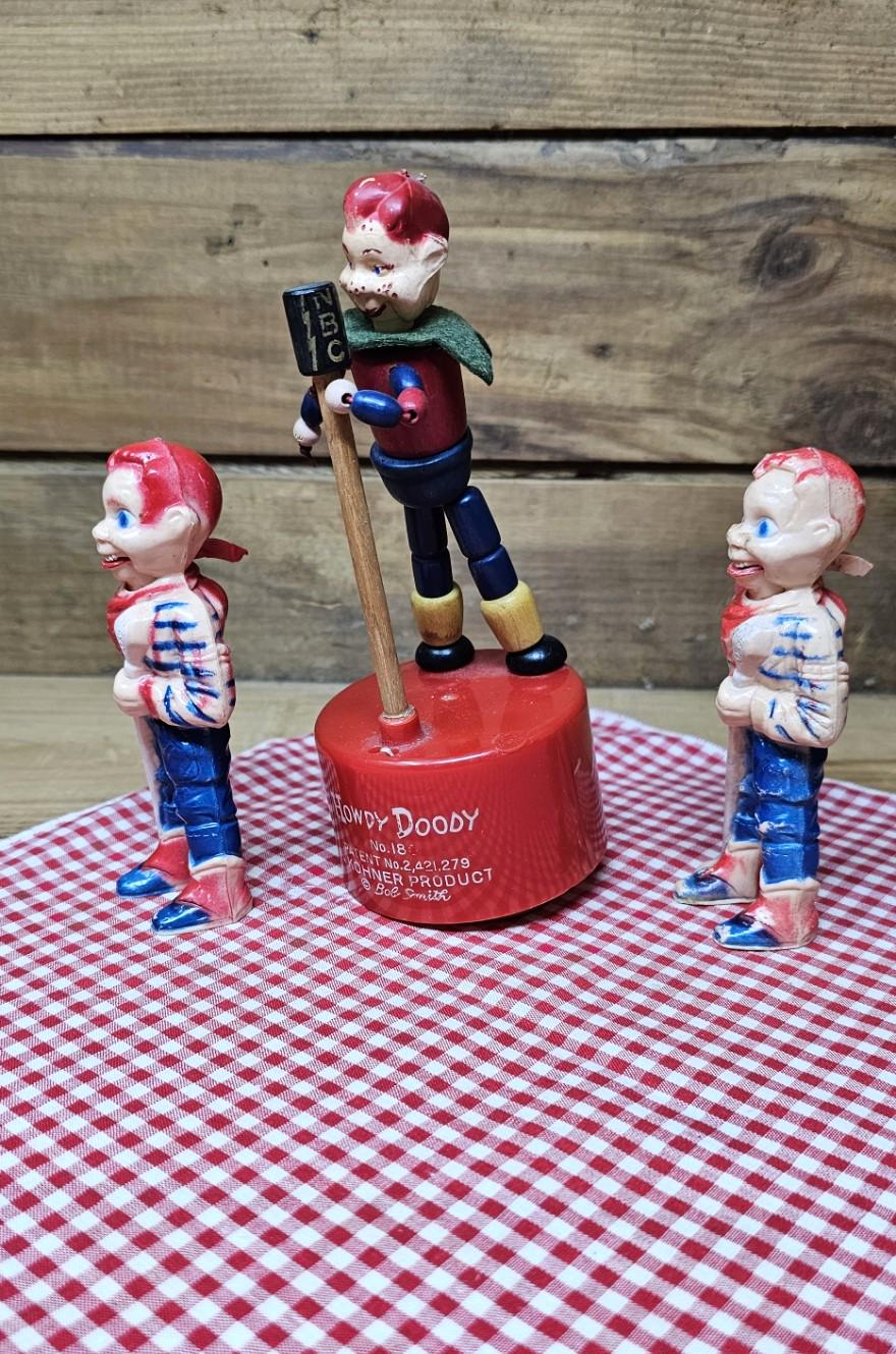 Vintage 1950's Howdy Doody Puppet Figurines Howdy Doody
