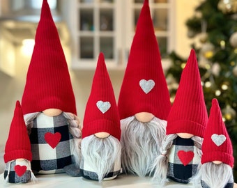 Christmas Gnomes: Buffalo Plaid Farmhouse Decor