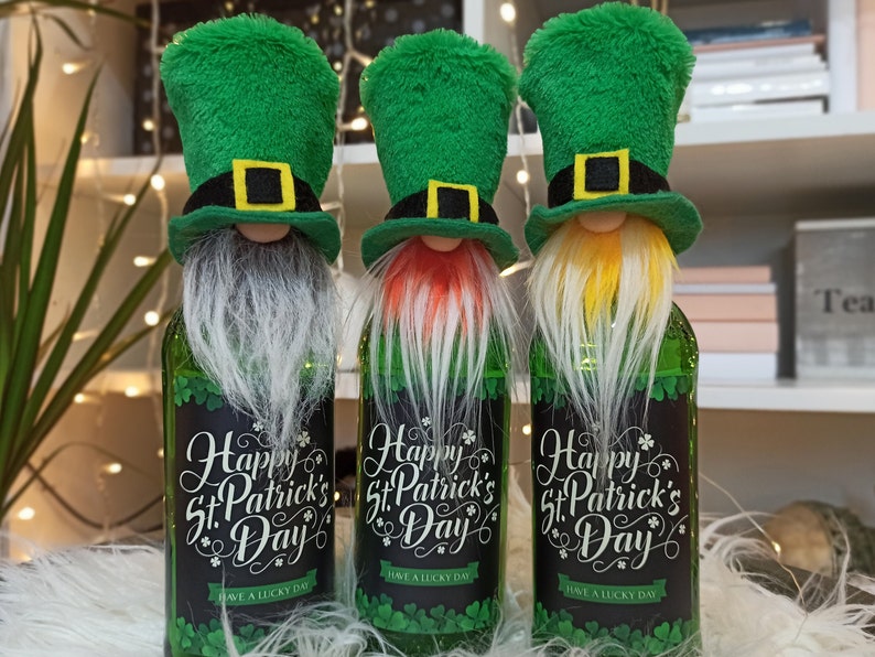 St Patricks Gnome Bottle Topper, St Patricks Party Decoration image 1