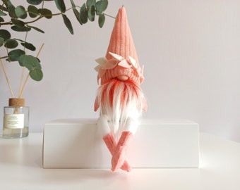 Peach Summer Gnome: Handmade Felt Wreath Farmhouse Decor
