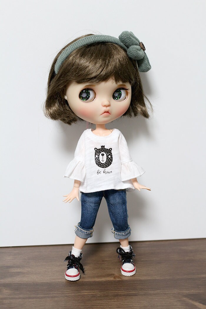 Blythe doll clothes - Be brave Ruffled Blouse