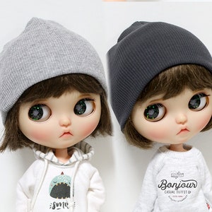 Blythe doll clothes - Gray Charcoal beanie 2 color