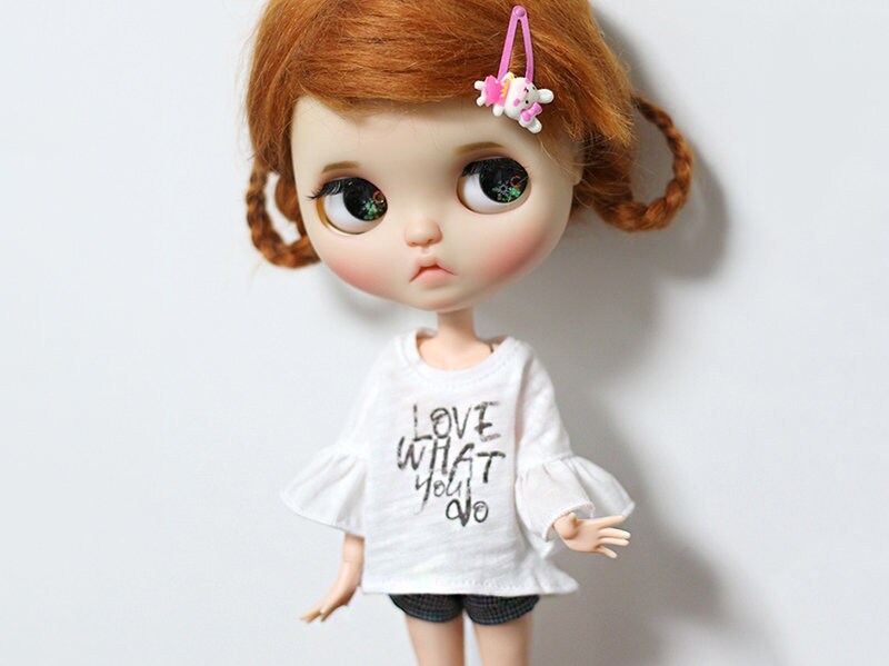 Blythe Pullip doll Clothes - white Ruffled t shirt Sweatshirt