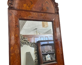 English William and Mary style inlaid wooden mirror from the 1900s