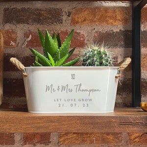 Personalised Metal Planter - 'Let Love Grow'
